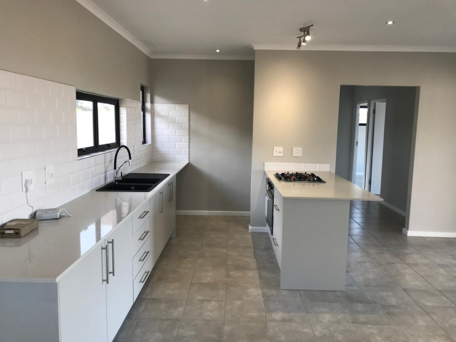 3 Bedroom Property for Sale in Kidds Beach Eastern Cape